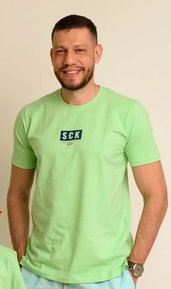 Schalk - Camiseta Básica Masculina Estampa em Silicone